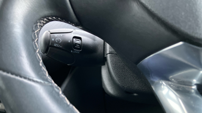 Peugeot 2008 1.2 PureTech 130 Allure 5dr Petrol Estate